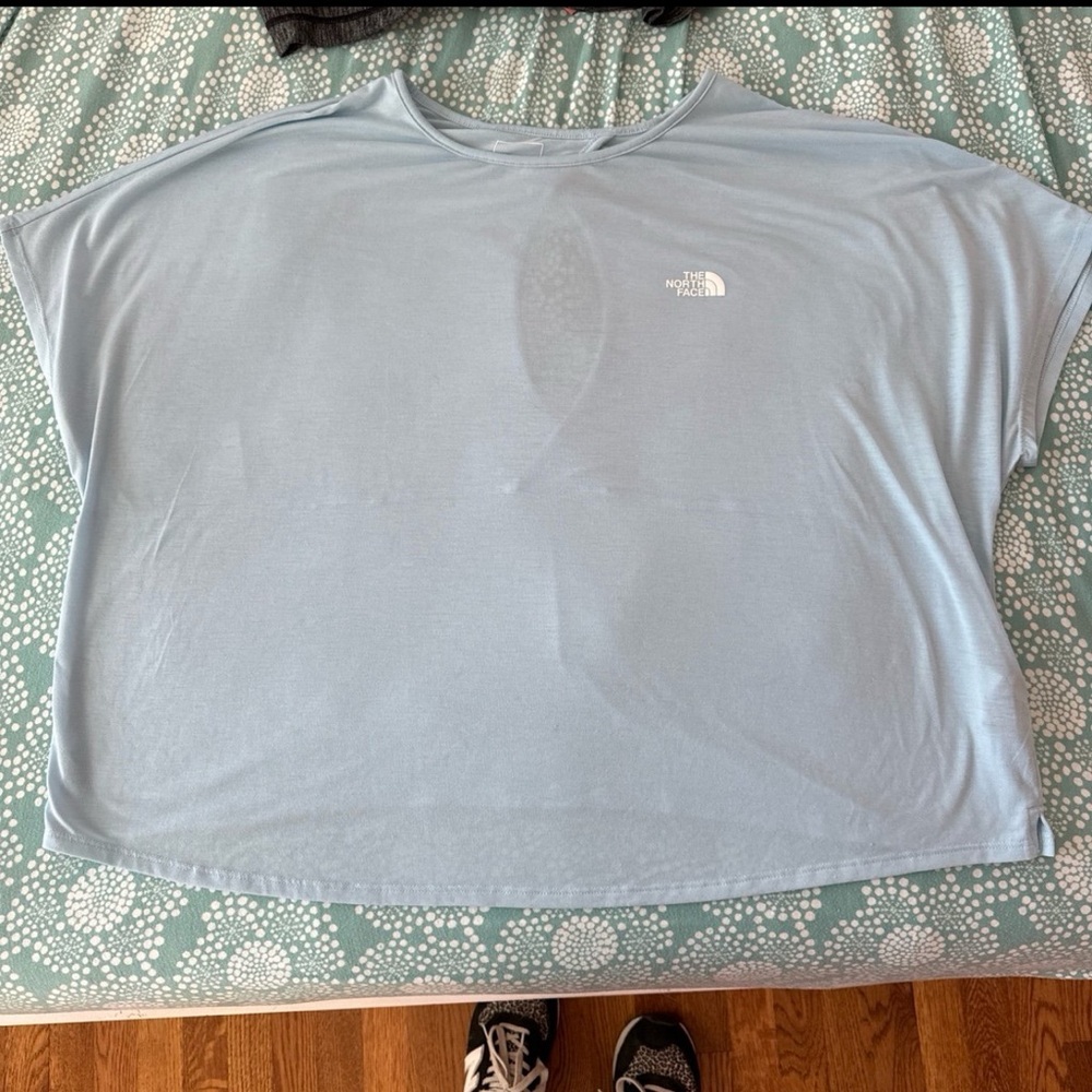 North Face Cut Out Tee- 1X